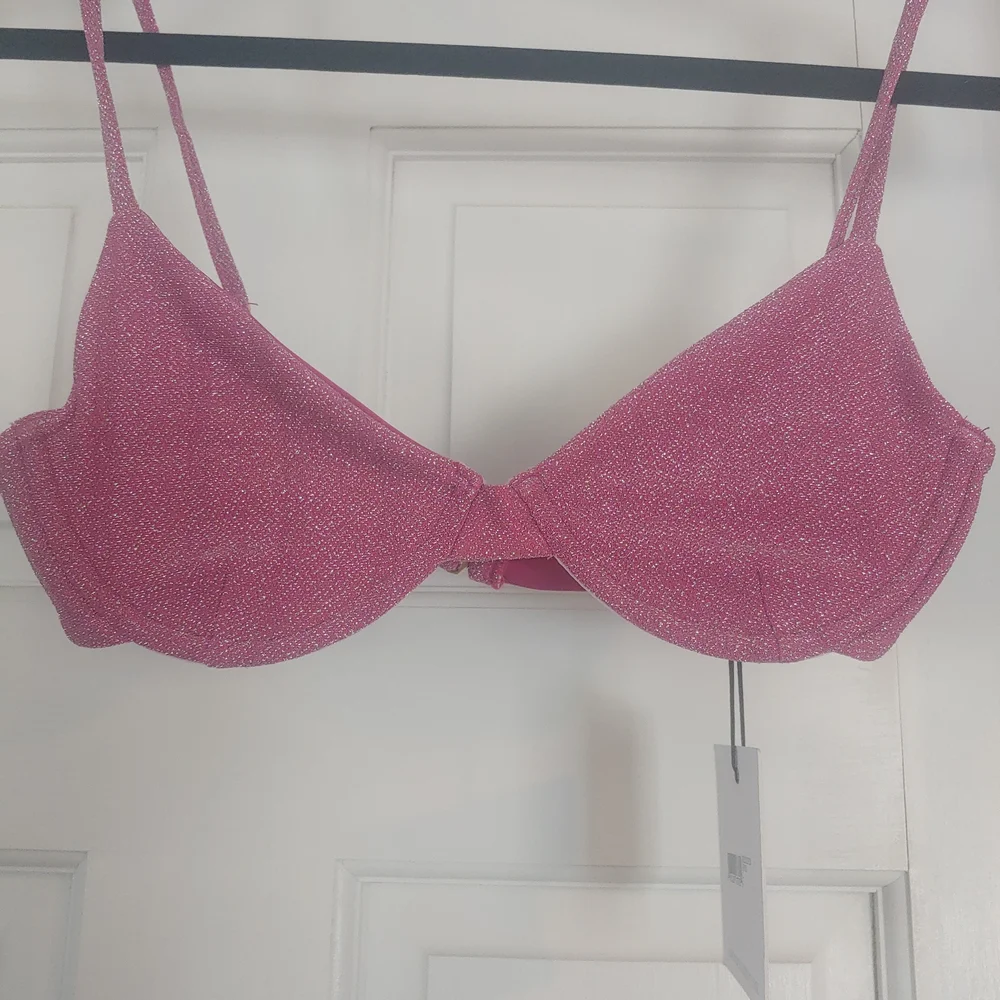 Beach Riot Pink Bikini Set - Picture 4 of 9